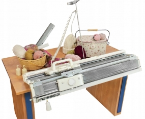 Silver Reed SK840 SET computerized knitting machine kit