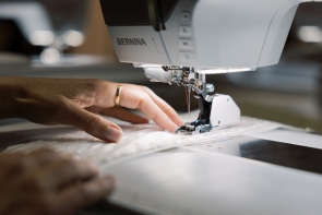 Kompiuterizuota siuvimo-siuvinėjimo mašina BERNINA 735 PRO
