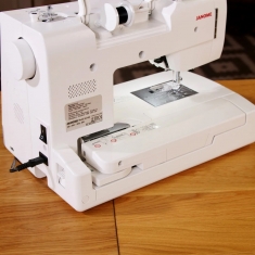 Sewing and Embroidery Machine Janome Memory Craft 1000