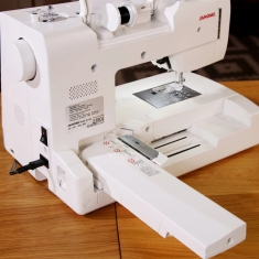 Sewing and Embroidery Machine Janome Memory Craft 1000