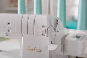 baby lock Euphoria BLC4 Plokščiasiūlė siuvimo mašina
