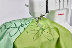 Плоскошовная швейная машина BERNINA L620