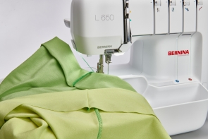 Overlock (Serger) BERNINA L650